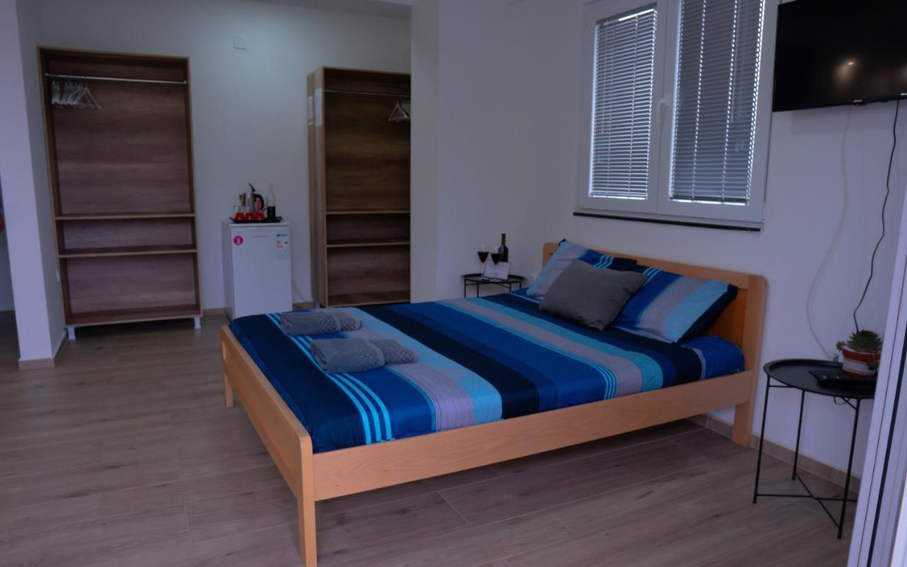 אוהריד Villa Natali מראה חיצוני תמונה
